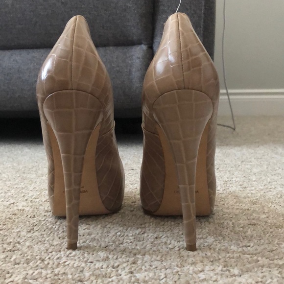 Crisian and McCaffrey leather heels Italy snake - Picture 5 of 9